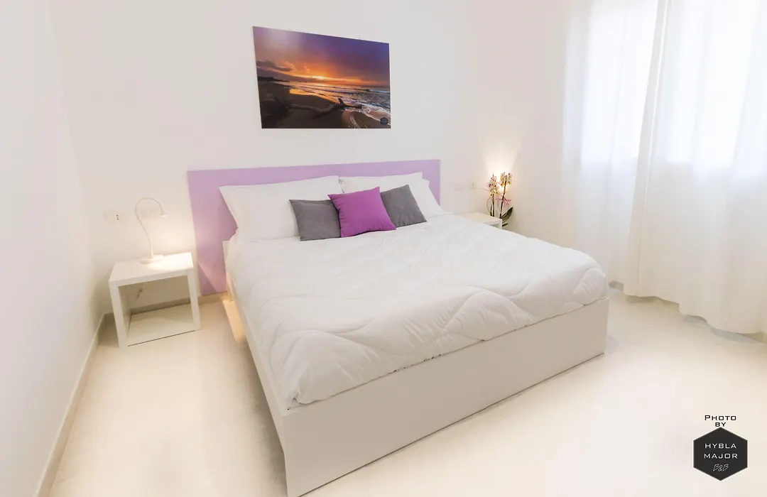 Hybla Major B&B-1